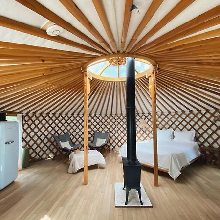 Ons Yurt Huisje In Het Bos Hollandsche Rading Exterior foto